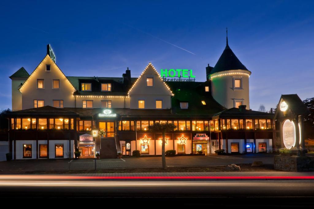 Landhaus Elbert Hotel Rheinbollen Exterior photo